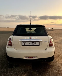 Mini Cooper in Excellent Condition