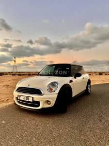 Mini Cooper in Excellent Condition