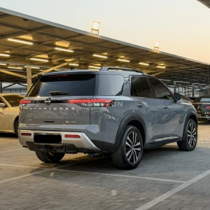 NISSAN PATHFENDER SL 2024