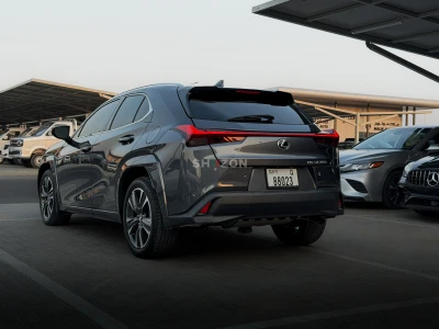 For sale Lexus UX 300h I, 2.0 l, 2025