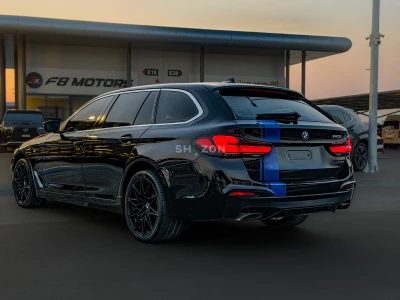 BMW 520I BLACK 2022 GCC