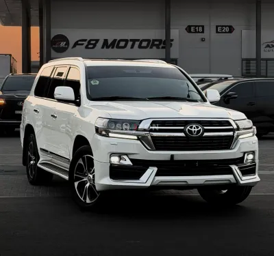 LAND CRUISER GXR WHITE GCC 2021