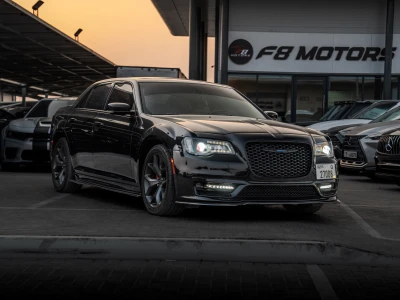 CHRYSLER C300 S V8 5.7L ROYAL BLACK