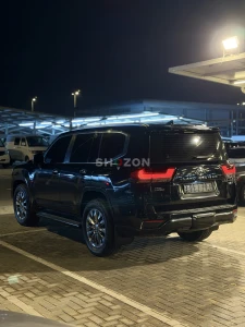 TOYOTA LAND CRUISER VXR 3.5L TT GCC