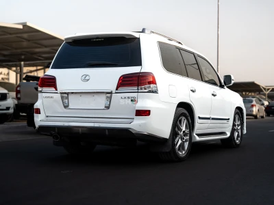 LEXUS LX570 SPORT GCC 