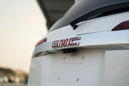 GMC ACADIA DENALI 2023 FULL OPTION CANADIAN SPEC