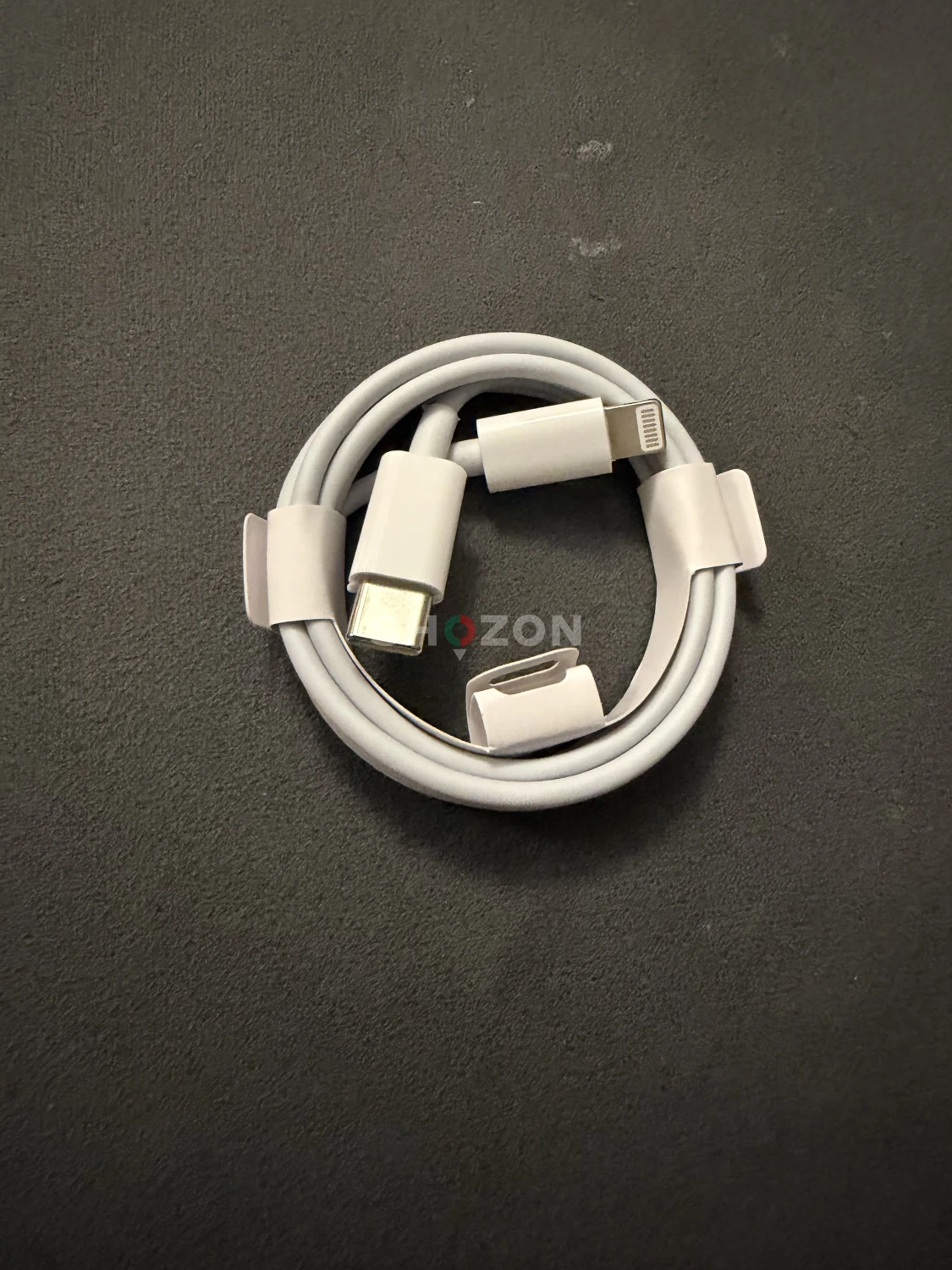 White USB-C to Lightning Charging Cable orignal apple 
