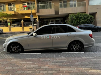 FOR SALE : MERCEDES C200 GCC 2014