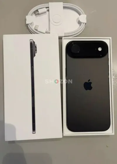 Apple 17 air 256gb