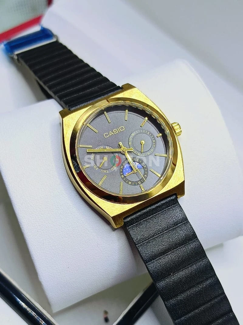 Casio Gold and Black Men's Watch