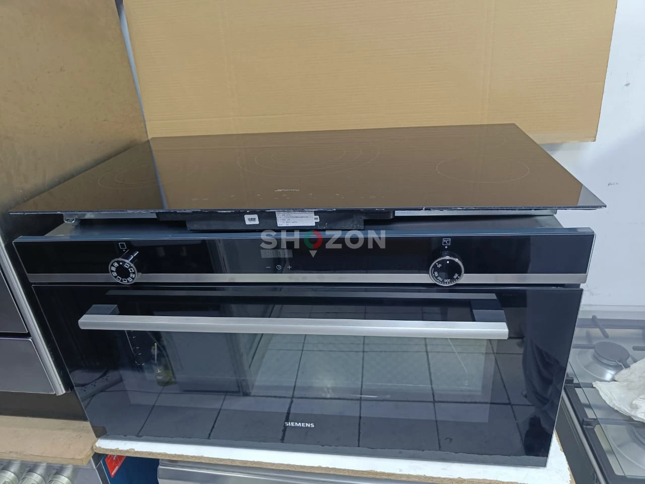 Siemens Built-in Oven with Electric Cooktop - Black
