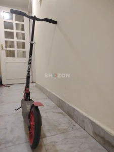 Mii-Go Kick Scooter with Red Wheels