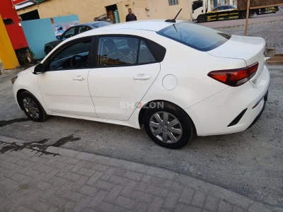 KIA RIO S 