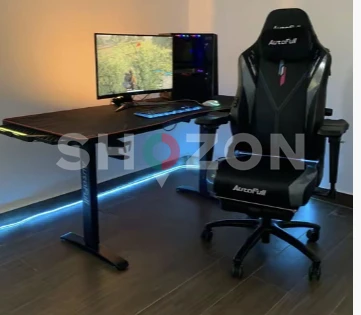AutoFull Black Gaming Chair A set of gaming desk and chairs。As comfortable as a sofa