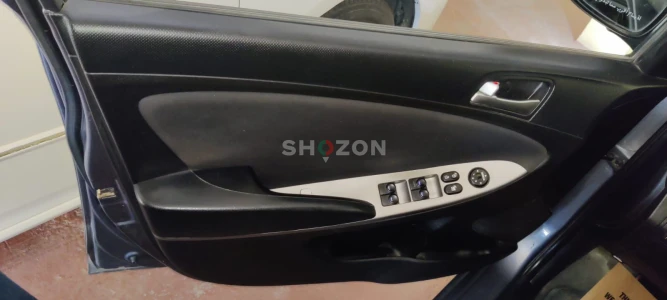 2017 Hyndai Accent (1.4L)