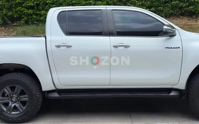  Toyota Hilux 2023