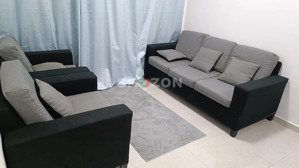 Extra-Large Furnished Master Room with Attached Bathroom Available -All Bills Included - 3199