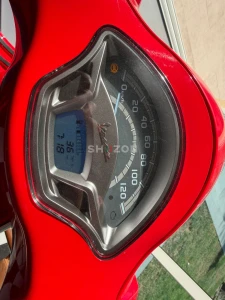 Brand new vespa vxl 150 abs