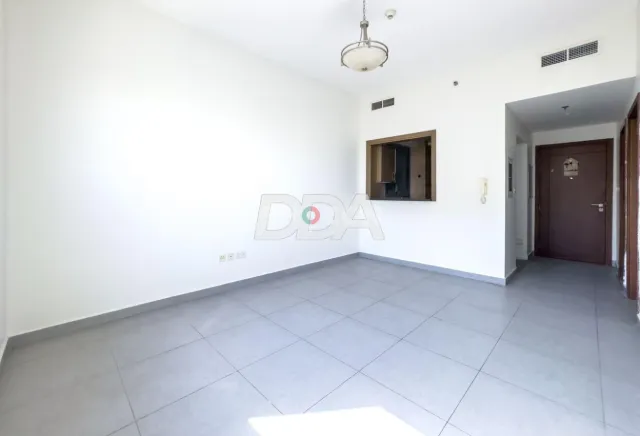 1-Bedroom Apartment in Ikarus Tower