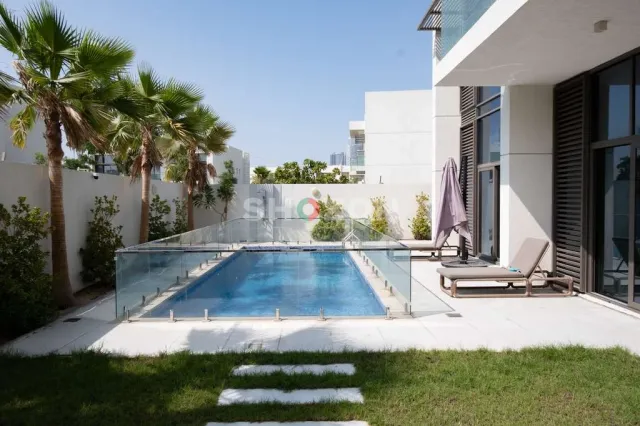 5-Bedroom Villa in District One B Villas- District One Phase III