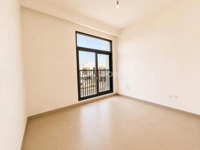 4-Bedroom Villa in The Pulse Beachfront 2