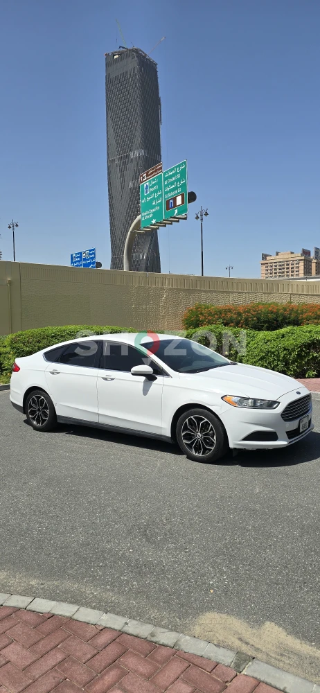 Ford Fusion S 2014