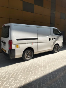 Mitsubishi Fuso Van