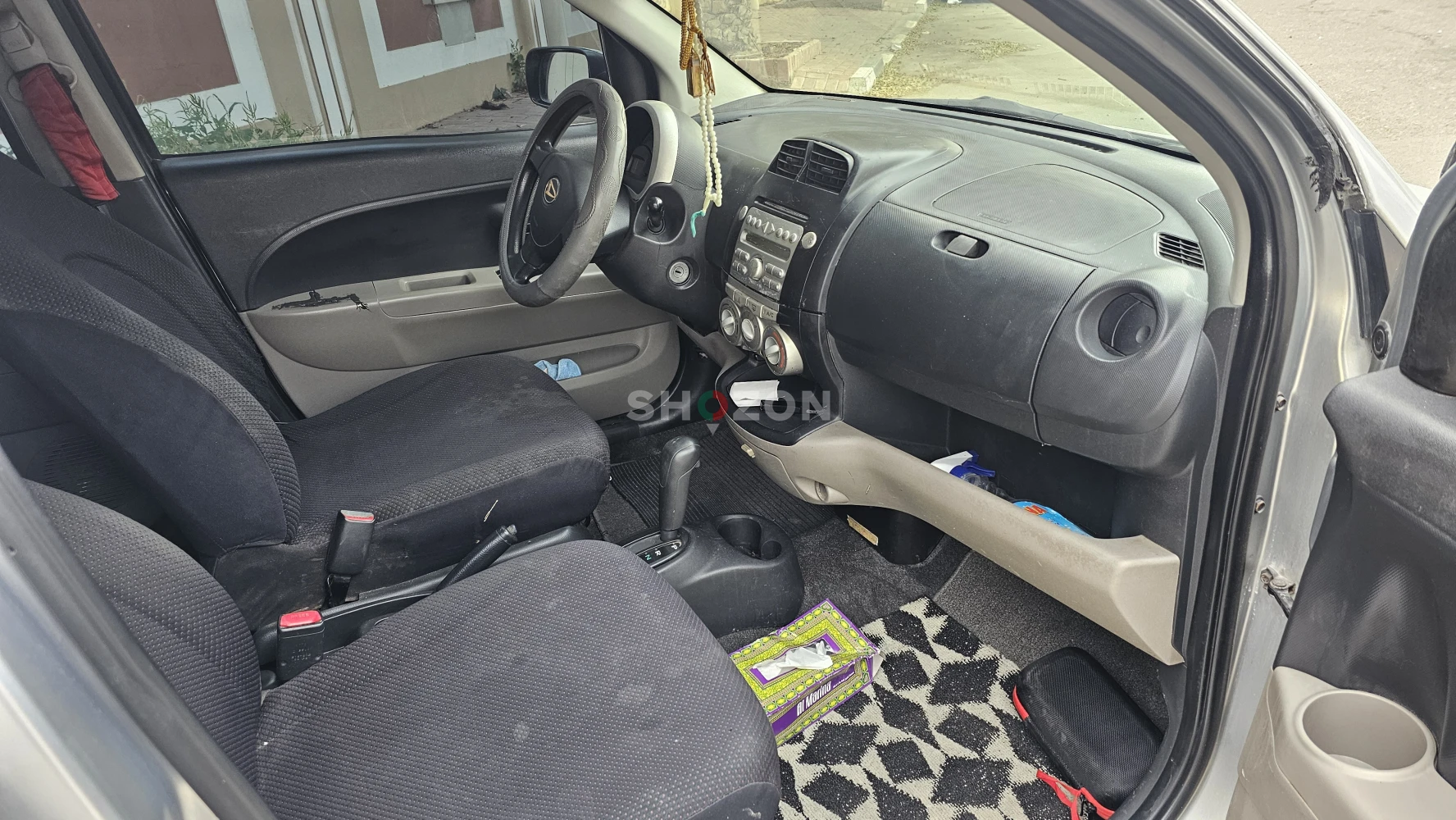 daihatsu sirion 2006