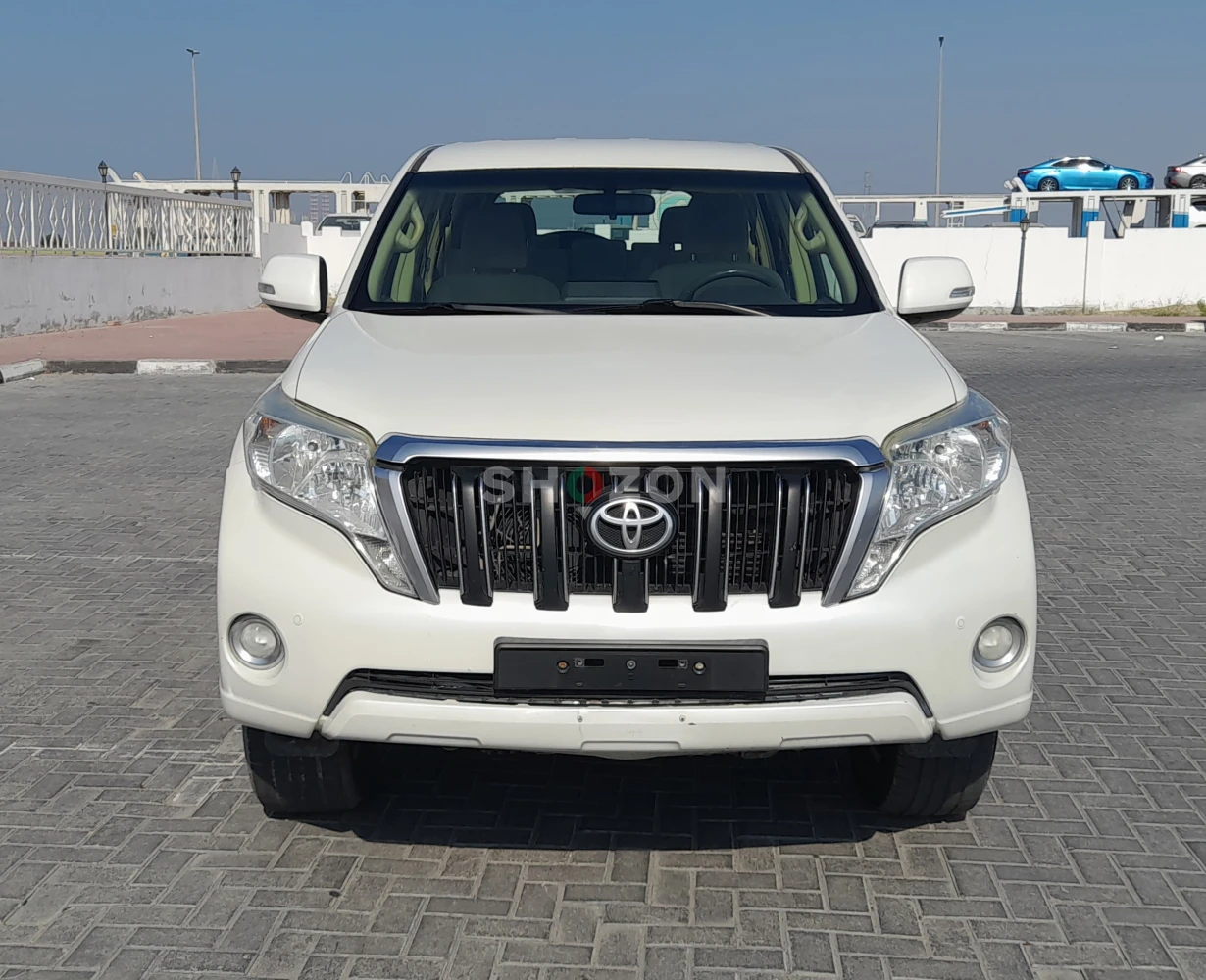 Toyota Prado EXR Push start | 4.0L V6 4X4 | GCC | 140k km | Single Owner